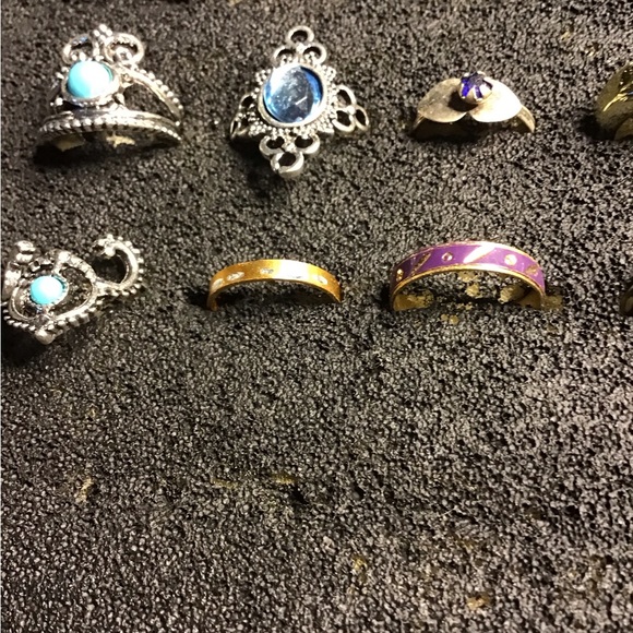 12 rings  ALL NWOT .... rings shown     ....   r7 - Picture 4 of 9